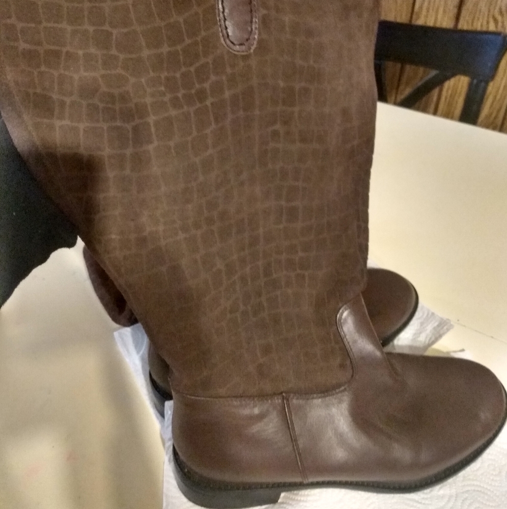 Extra Wide leg boots